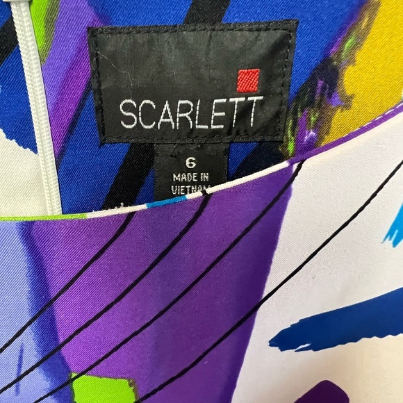 SCARLETT COLORFUL SLEEVELESS DRESS. SIZE 6. Has two front pockets. - Picture 8 of 8